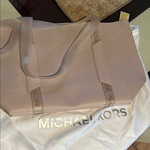 Michael Kors Handbags - Michael Kors Blush Tan  Shoulder Bag
